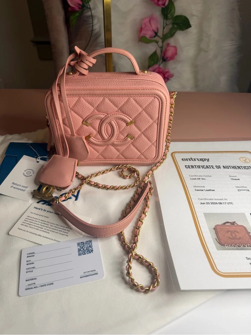 CHANEL Caviar Quilted Leather Small Filigree Vanity Case Crossbody COA Gold HW